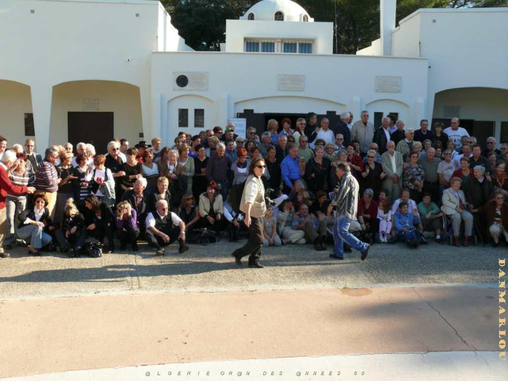 NIMES OCTOBRE 2008 PATRONAGE DE MARAVAL P1040750.JPG
